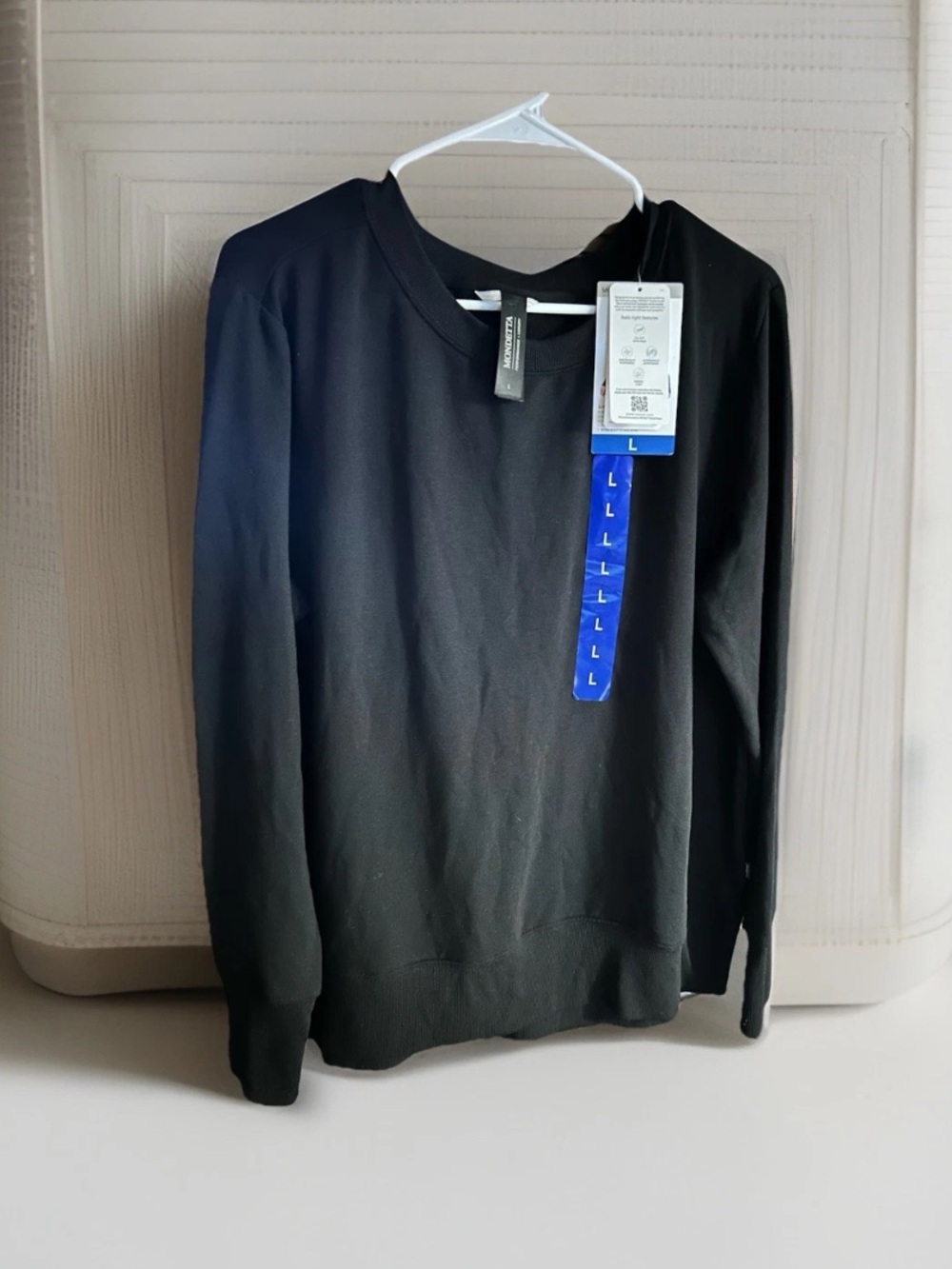 Mondetta Women's Black Crewneck Sweatshirt